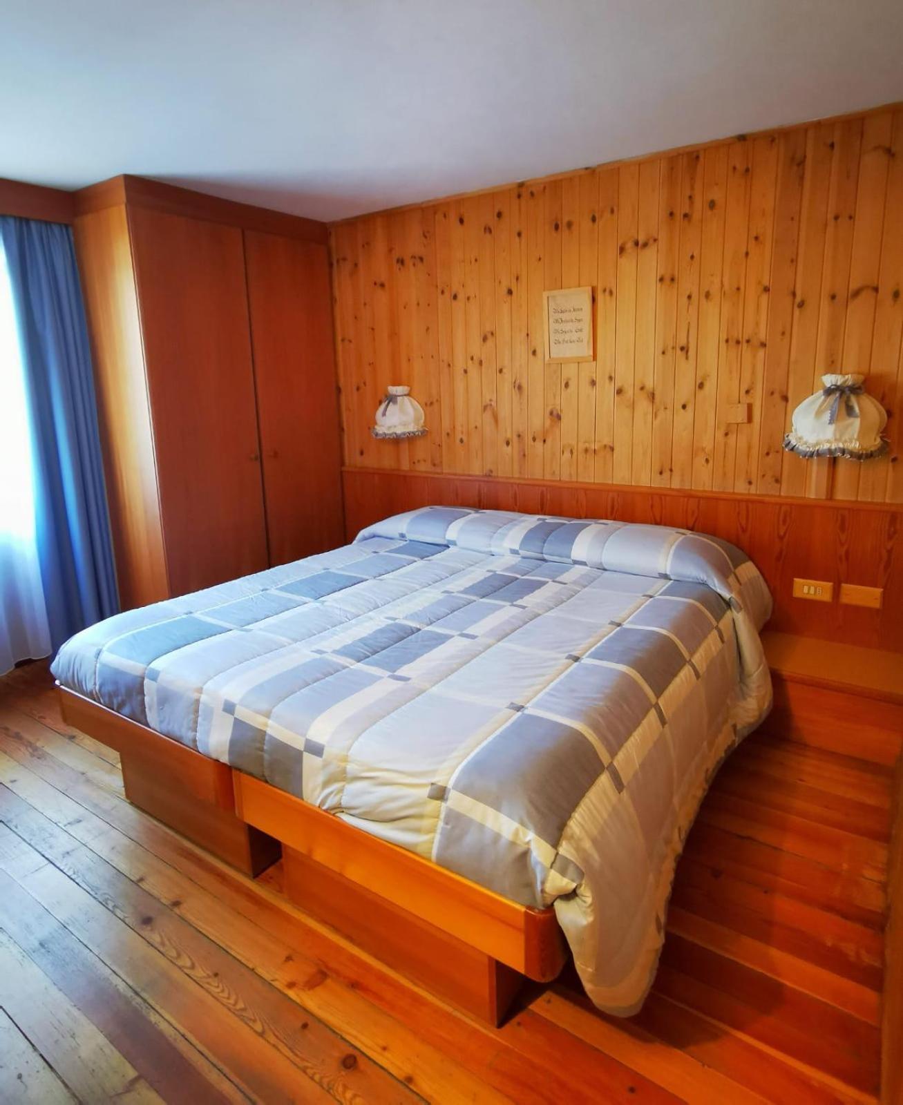 Hotel Gran Baita غريسوني سان جان المظهر الخارجي الصورة