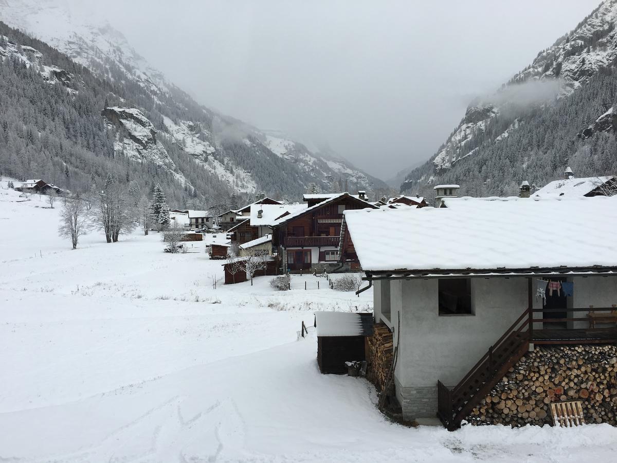 Hotel Gran Baita غريسوني سان جان المظهر الخارجي الصورة